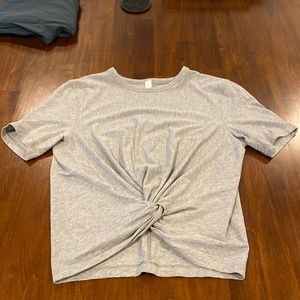 Lululemon crop top